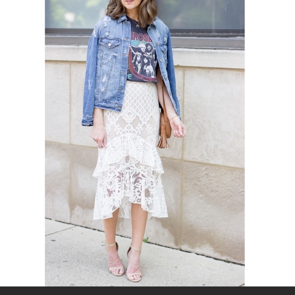 Chelsea 28 lace midi skirt
